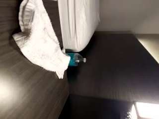 alwayzinthemood247365 webcam model