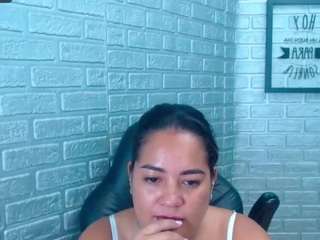 bella-summers webcam