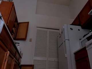 GabrielaVega02 live webcam on Soda Cams