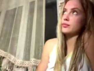 kenyattaweidig webcam model