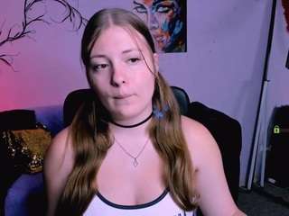  kitty-layy chat room