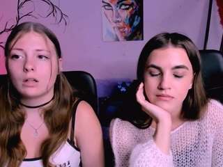  kitty-layy chat room