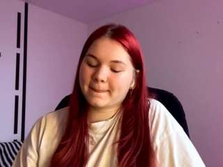 lavernching Live Webcam on CamSoda