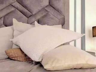 tahliamoreau live cam profile