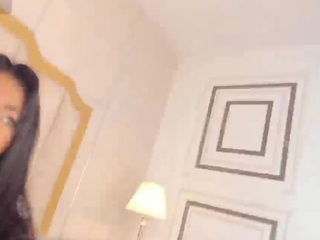 Tahlia M live webcam show
