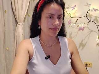 bellaexhibition Live Webcam on CamSoda