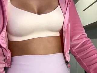 gerrynormandin's CamSoda show and profile