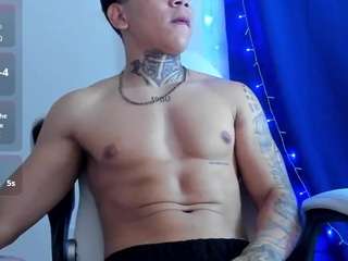 grey-jackson Live Webcam on CamSoda