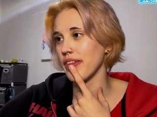 violetcrawshaw Live Webcam on CamSoda