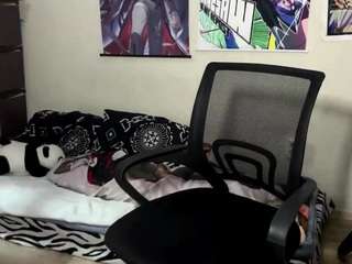 violetcrawshaw webcam