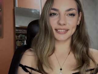 le modèle rozannebarrott est en webcam porno dans un show sur le site camsoda, il possède les tags suivants: anal,smoking,ass,nude,orgasm,pussy,sexy,shaved pussy,show,skinny,solo,no drinking,solo show,spank,sport,strip,stripper,tease,teen 18,twerk