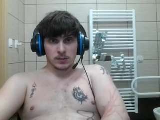 tonguetornado1 Live Webcam on CamSoda