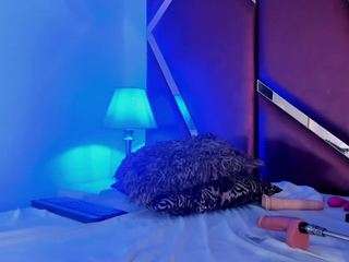 ambervegaa Live Webcam on CamSoda