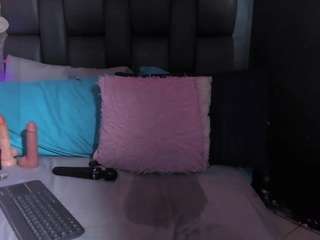 assia-roos Live Webcam on CamSoda