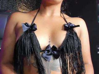 Nahomy live webcam show