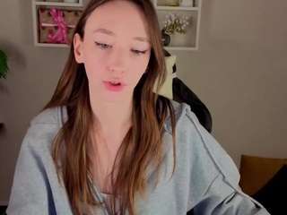 bunny-white Live Webcam on CamSoda