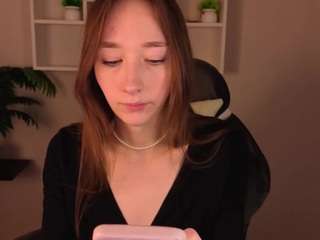 bunny-white's CamSoda show and profile