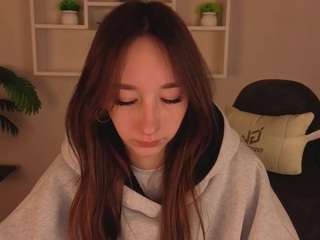 bunny-white Live Webcam on CamSoda