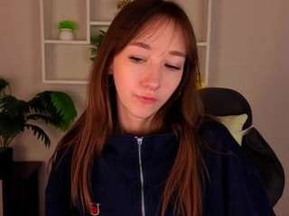 bunny-white's CamSoda show and profile