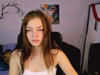 charlie-bonsie from CamSoda is Freechat