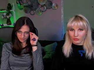 charlie-bonsie from CamSoda is Freechat