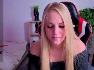 emilylion7 Live Webcam on CamSoda