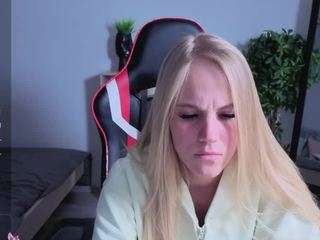 EmilyLion7