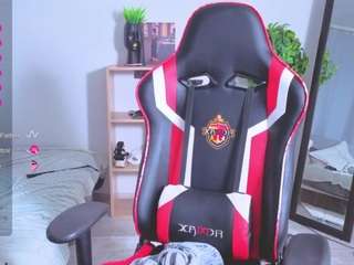 EmilyLion7