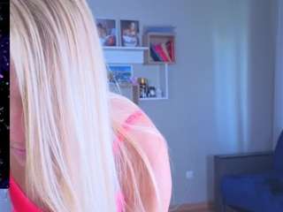 EmilyLion7 live cam — ass, lingerie, thin