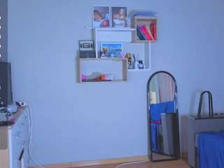 EmilyLion7 live cam preview