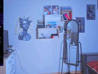 EmilyLion7
