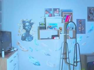 EmilyLion7