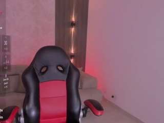 kiim-stone's CamSoda show and profile