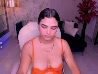 Kim live cam preview