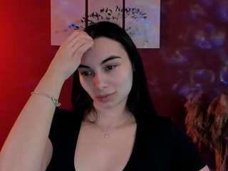 kira-light1 Live Webcam on CamSoda