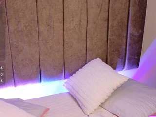 lily-beet Lovens live webcam