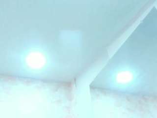 madhiison webcam model