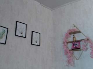 madhiison Live Webcam on CamSoda
