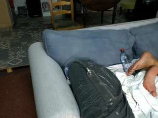 bisexlatin66's live room