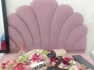 horny-bri Live Webcam on {site_name}