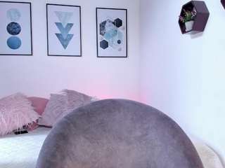 imhannarose Live Webcam on CamSoda