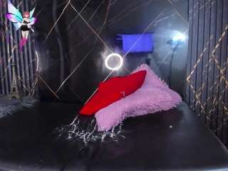 jimenna-slim Live Webcam on CamSoda