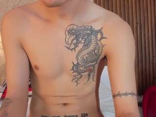 king-lovely-horn... Live Webcam on {site_name}