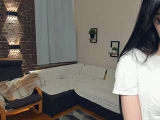 leeannadotter live cam profile