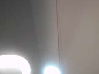 little-cherry-b Deepth live webcam