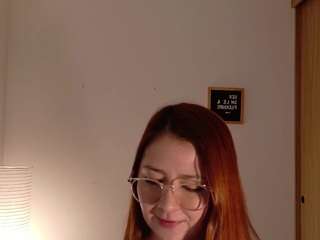 rachel-t1's CamSoda show and profile