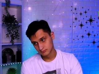rayan-ross Live Webcam on {site_name}