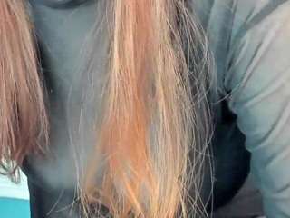  agnia-white chat room