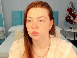 agnia-white Live Webcam on CamSoda