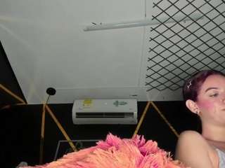 awesome-partyx Live Webcam on CamSoda